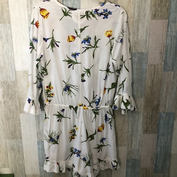 Piyama Harper Feminine Cottagecore Romper - NWT's - Picture 4 of 13